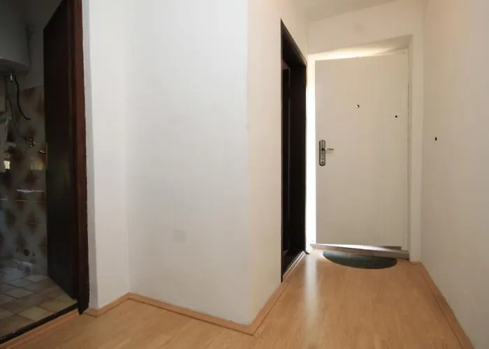 With A Parking Space - 8924 شقة فيس